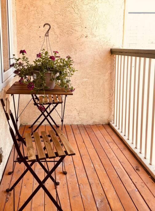 Unit #303 Mountain View 1Br In Canmore Downtown Exterior photo