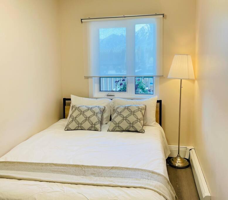 Unit #303 Mountain View 1Br In Canmore Downtown Exterior photo
